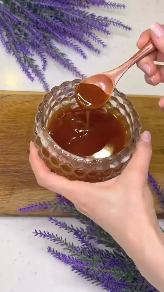 Kulit wajah kendur © TikTok Kulit wajah kendur © TikTok