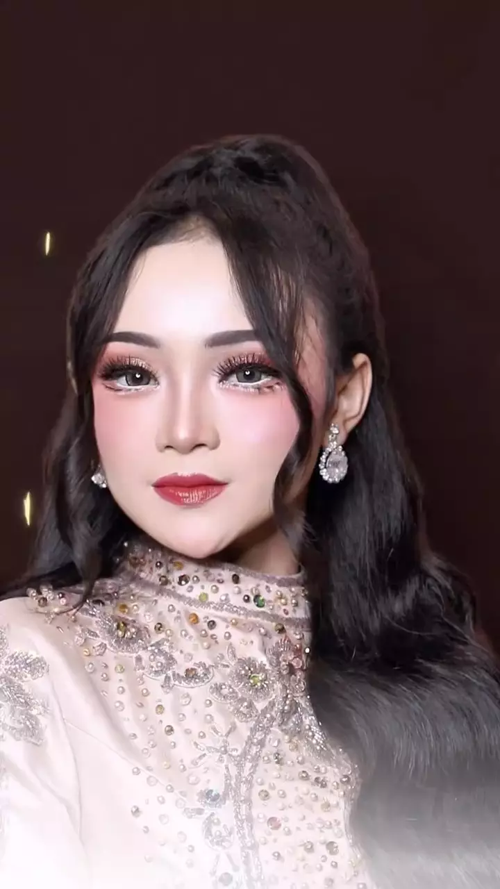 transformasi wanita sawo matang © Instagram transformasi wanita sawo matang © Instagram