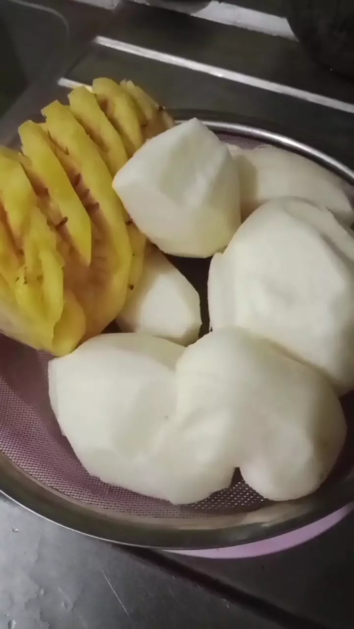 Kulit mulai kendur © YouTube Kulit mulai kendur © YouTube