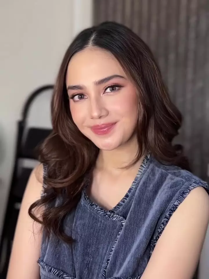 riasan pink glam © Instagram  riasan pink glam © Instagram