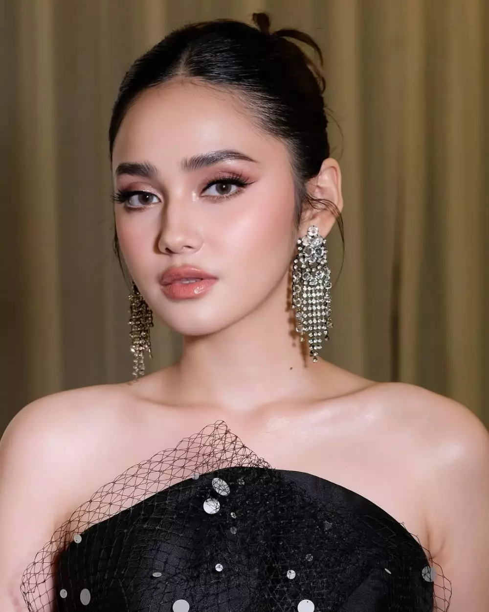 Syifa Hadju di pernikahan Luna © Instagram Syifa Hadju di pernikahan Luna © Instagram