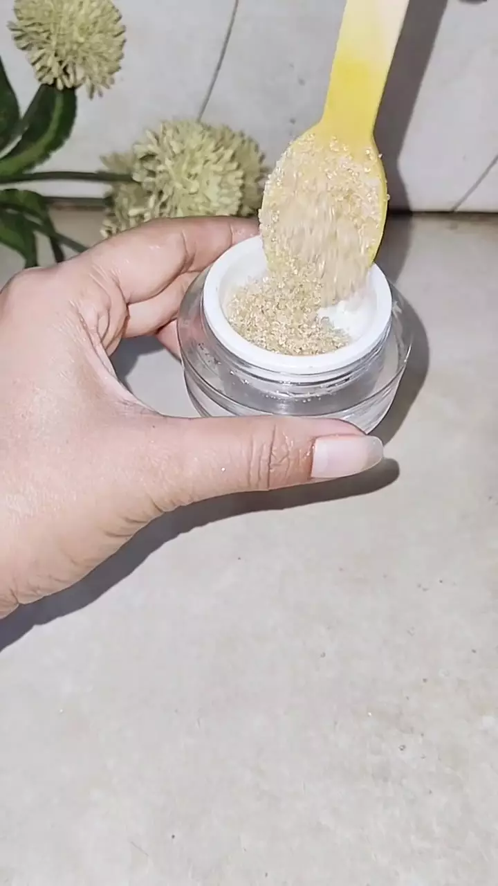 Stop pakai lip care © Instagram Stop pakai lip care © Instagram