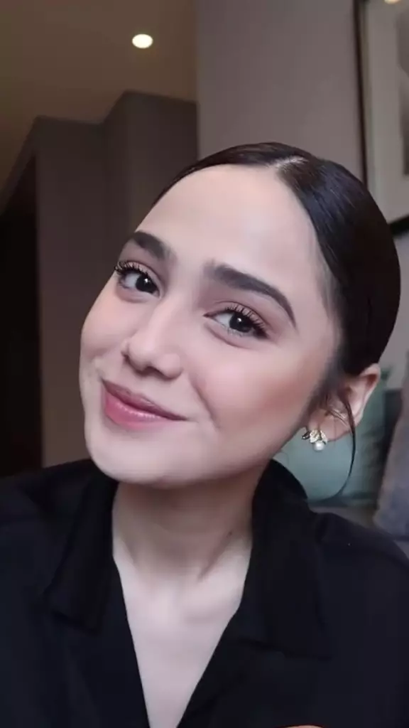 Transisi makeup ala Syifa Hadju © TikTok