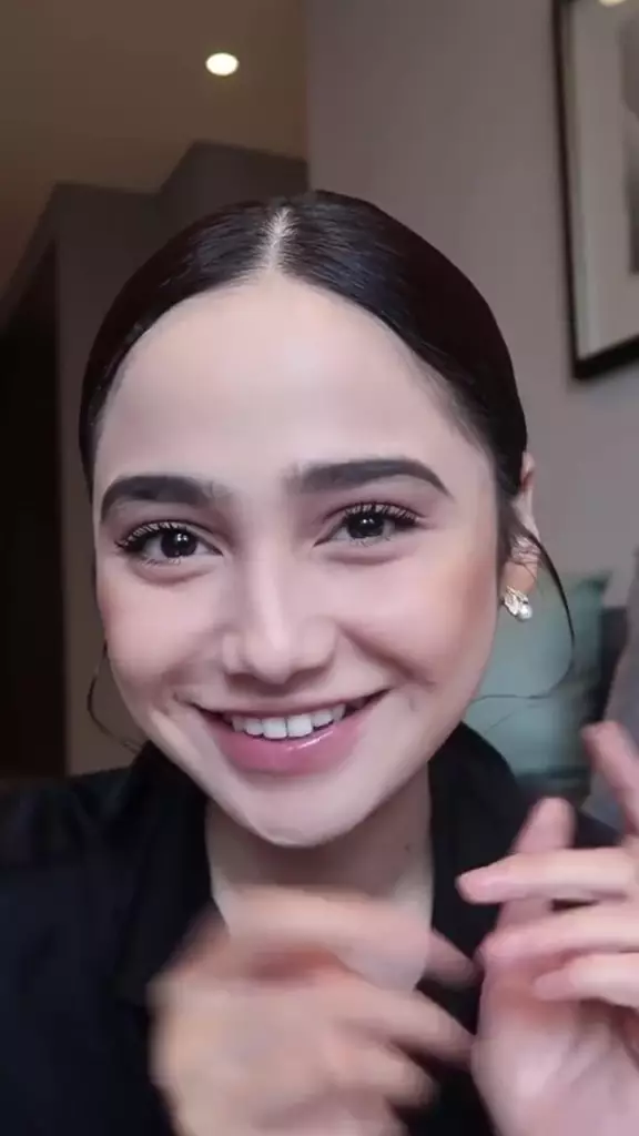 Transisi makeup ala Syifa Hadju © TikTok