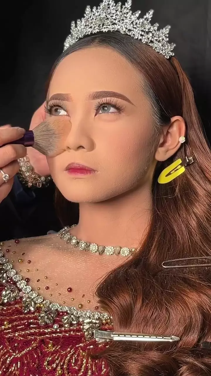 <img style= <img style=