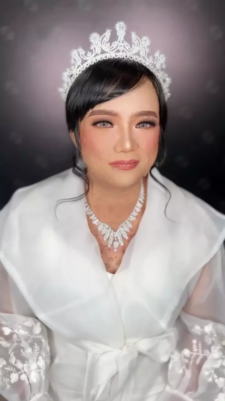 Makeup bikin glow-up © Instagram Makeup bikin glow-up © Instagram