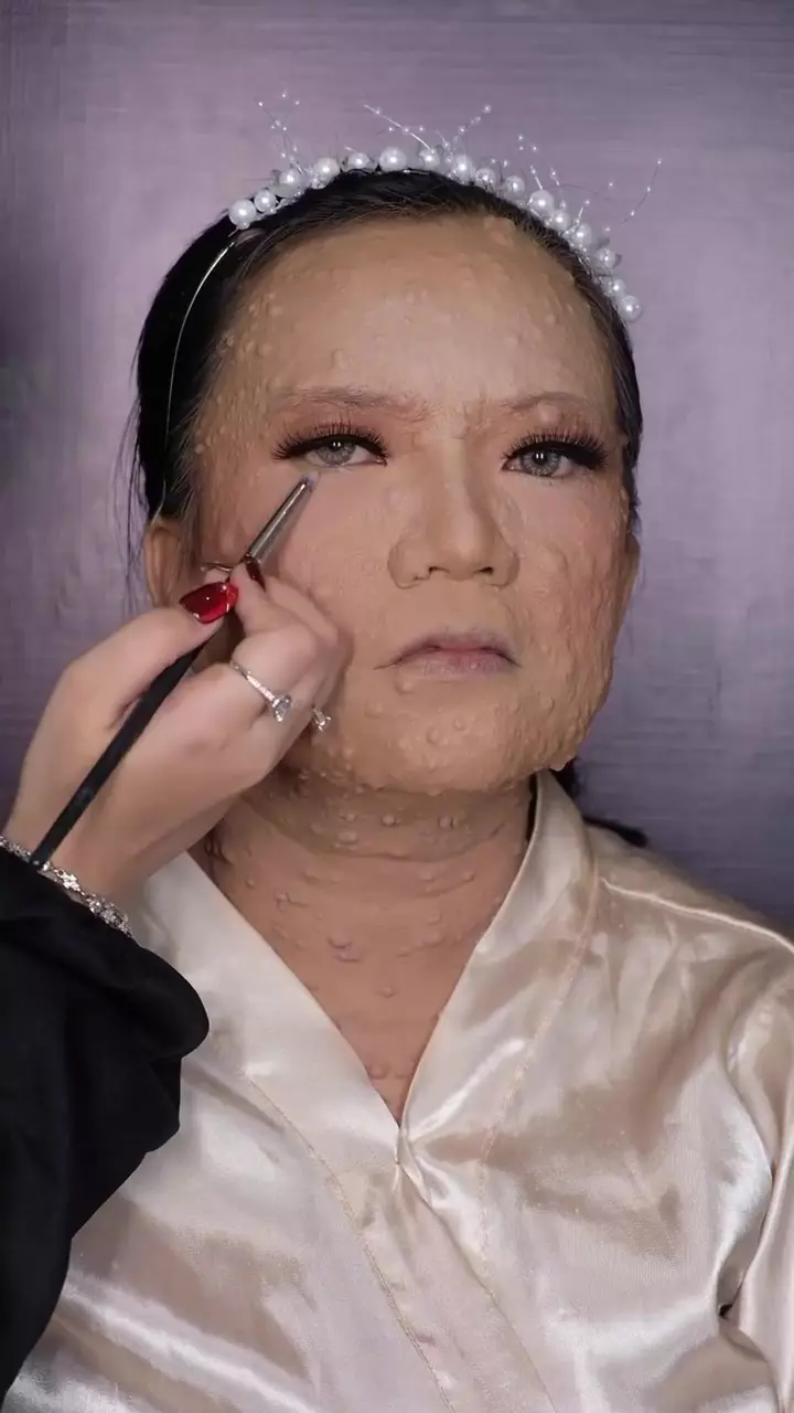 Makeup bikin glow-up © Instagram Makeup bikin glow-up © Instagram