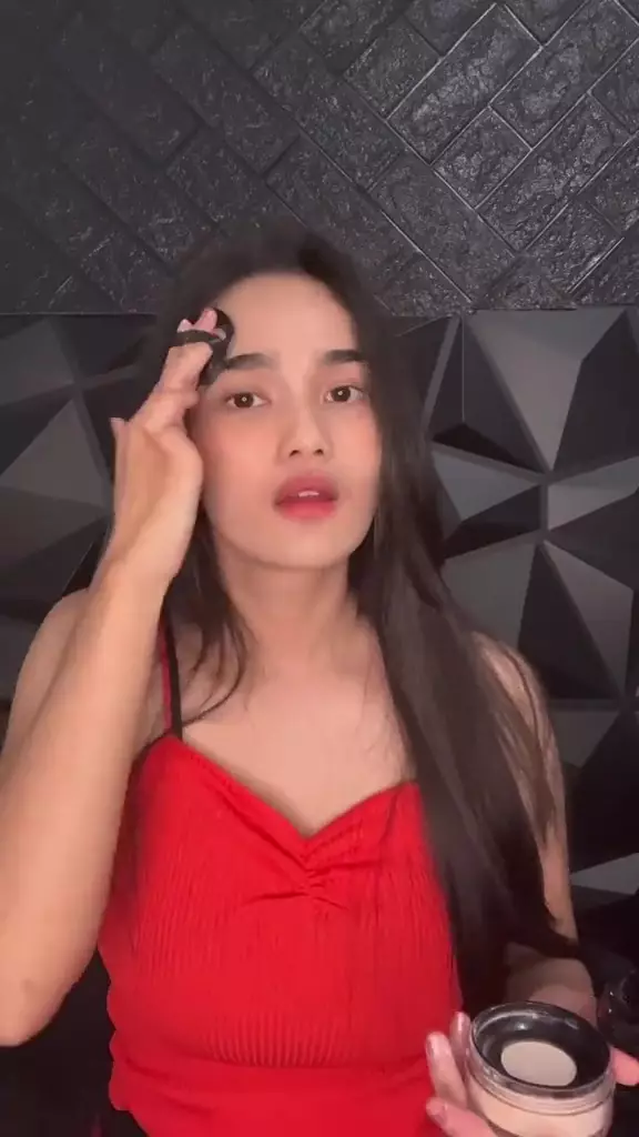 makeup ala Feby Marcelia © TikTok makeup ala Feby Marcelia © TikTok