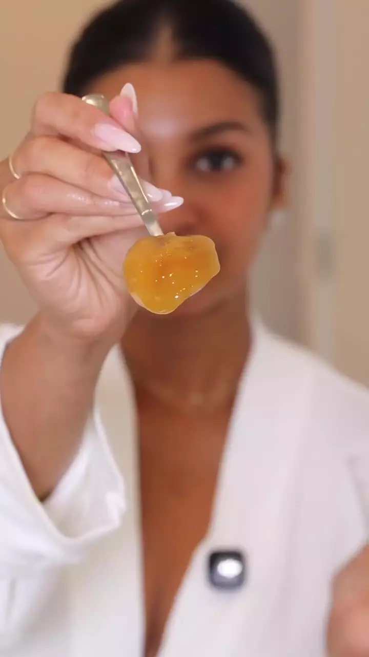 Wajah breakout dan kusam © Instagram 