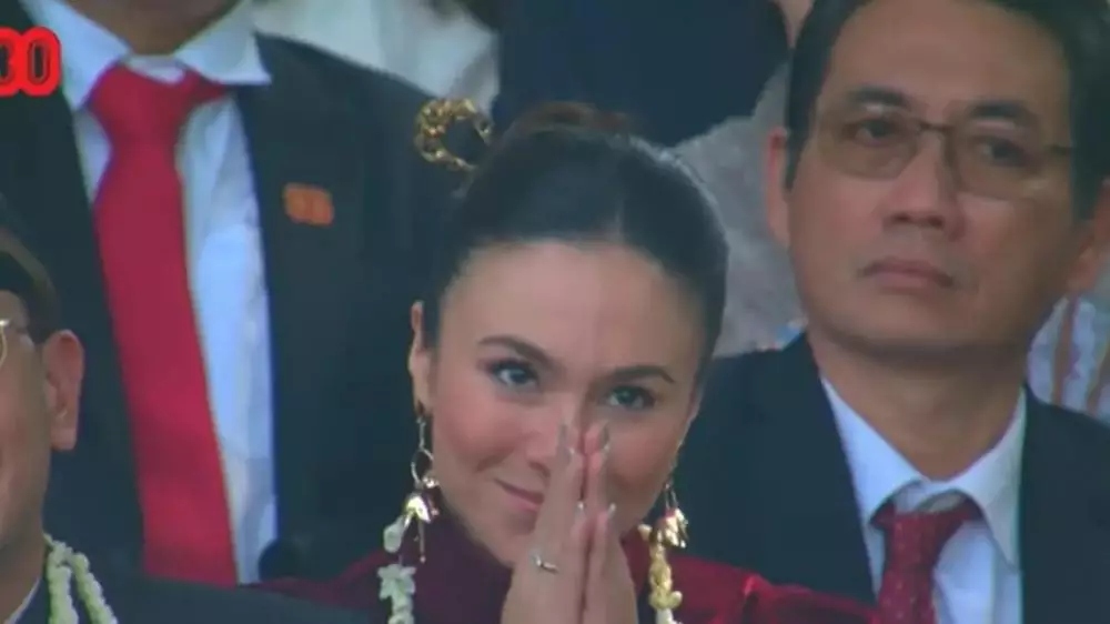 makeup Wulan Guritno © 2025 brilio.net makeup Wulan Guritno © 2025 brilio.net