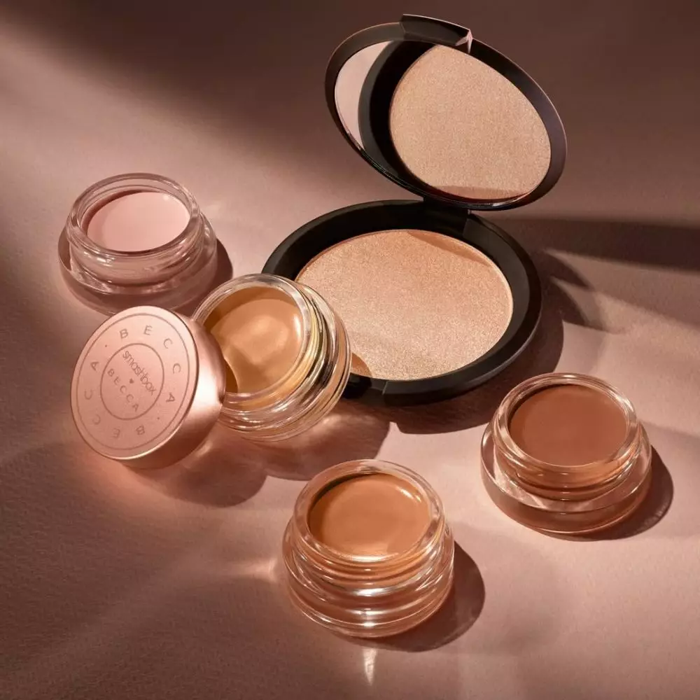 Mau makeup look natural tapi mewah © 2025 brilio.net