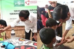 Momen Jokowi & Iriana bercengkerama sama anak-anak pengungsi Rohingya