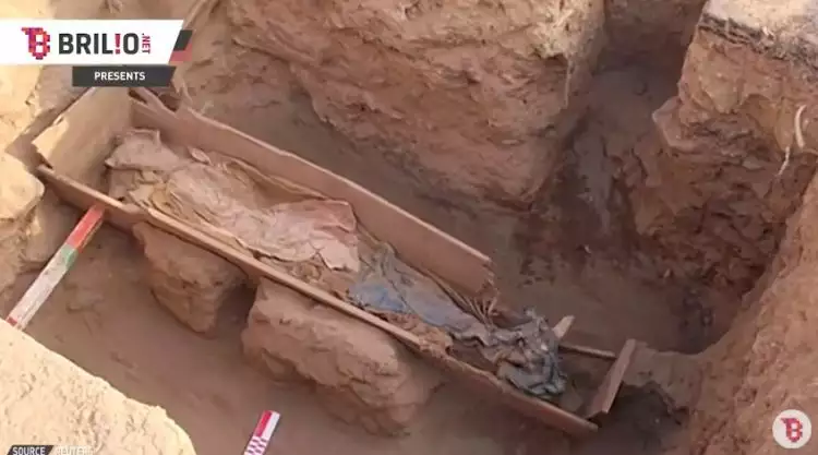 Gali tanah untuk pipa gas, pekerja temukan tiga mumi abad ke-19