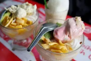 Segernya Es Teler Mendunia, jadi pengen nambah terus deh