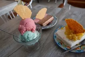 Es krim legendaris di Jogja ini segarnya nggak hilang-hilang, coba deh