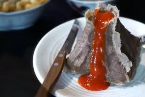 Bakso berbentuk mirip Gunung Merapi ini enaknya bikin ketagihan 