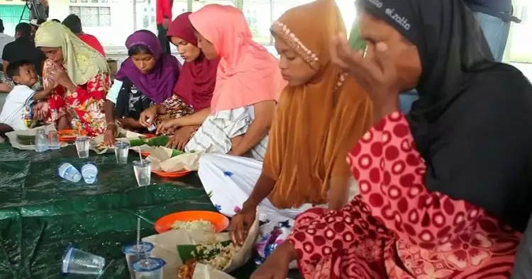 Cari tempat pengungsian, muslim Rohingya ditampung sementara di Aceh