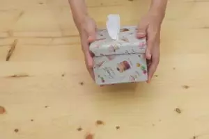 Percantik meja dengan kotak tisu bikinan kamu sendiri yuk