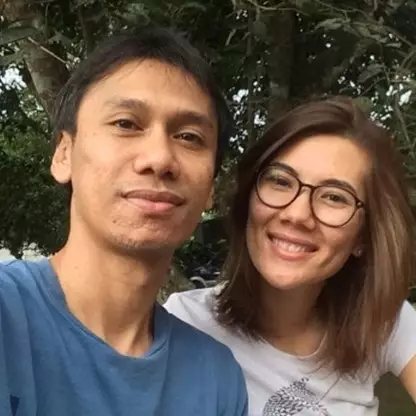Kisah cinta Eross 'SO7' &amp; Sarah Diorita, menikah sederhana