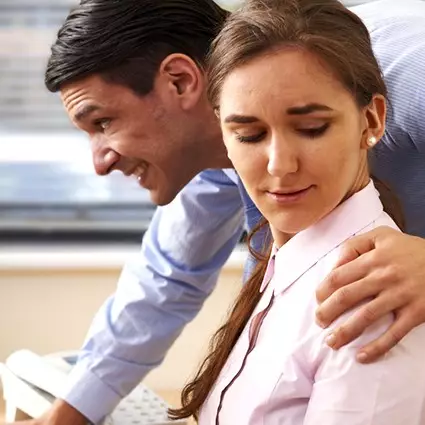 Tindakan ini sering dianggap biasa tapi tergolong pelecehan 