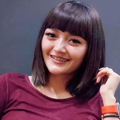 Cerita haru Siti Badriah, pernah kena tipu saat ngebet rekaman