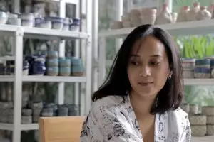 Cerita Francisca sukses kelola bisnis keramik dengan modal nol