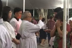 Duka cita perayaan Natal di wilayah tsunami