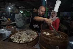 Kelezatan Uma Yum Cha, dimsum kaki lima 
