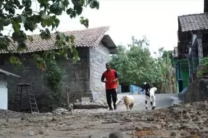 Gandung si gembala, ajak kambing dan bebek jogging bareng