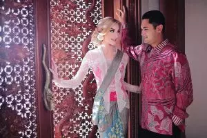 Fakta Varsha Strauss, mantu bule Keluarga Cendana