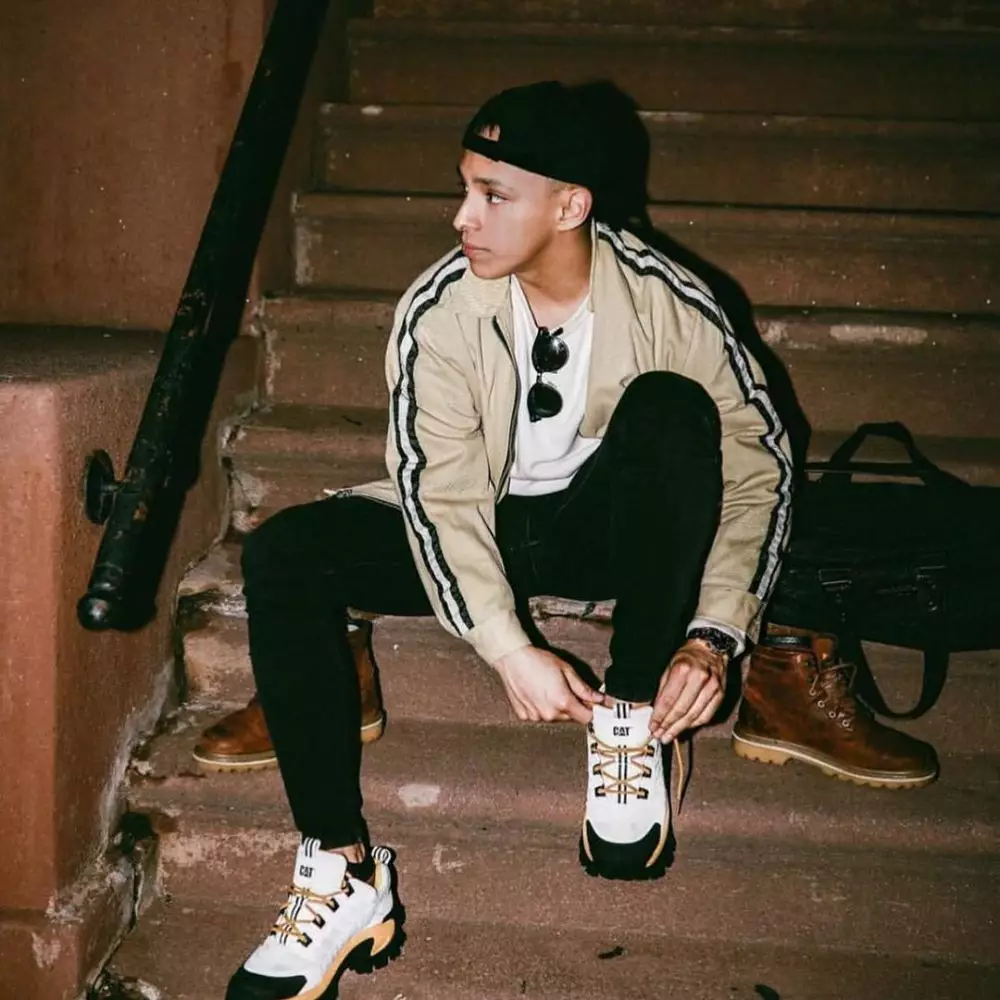 chunky sneakers © 2019 brilio.net