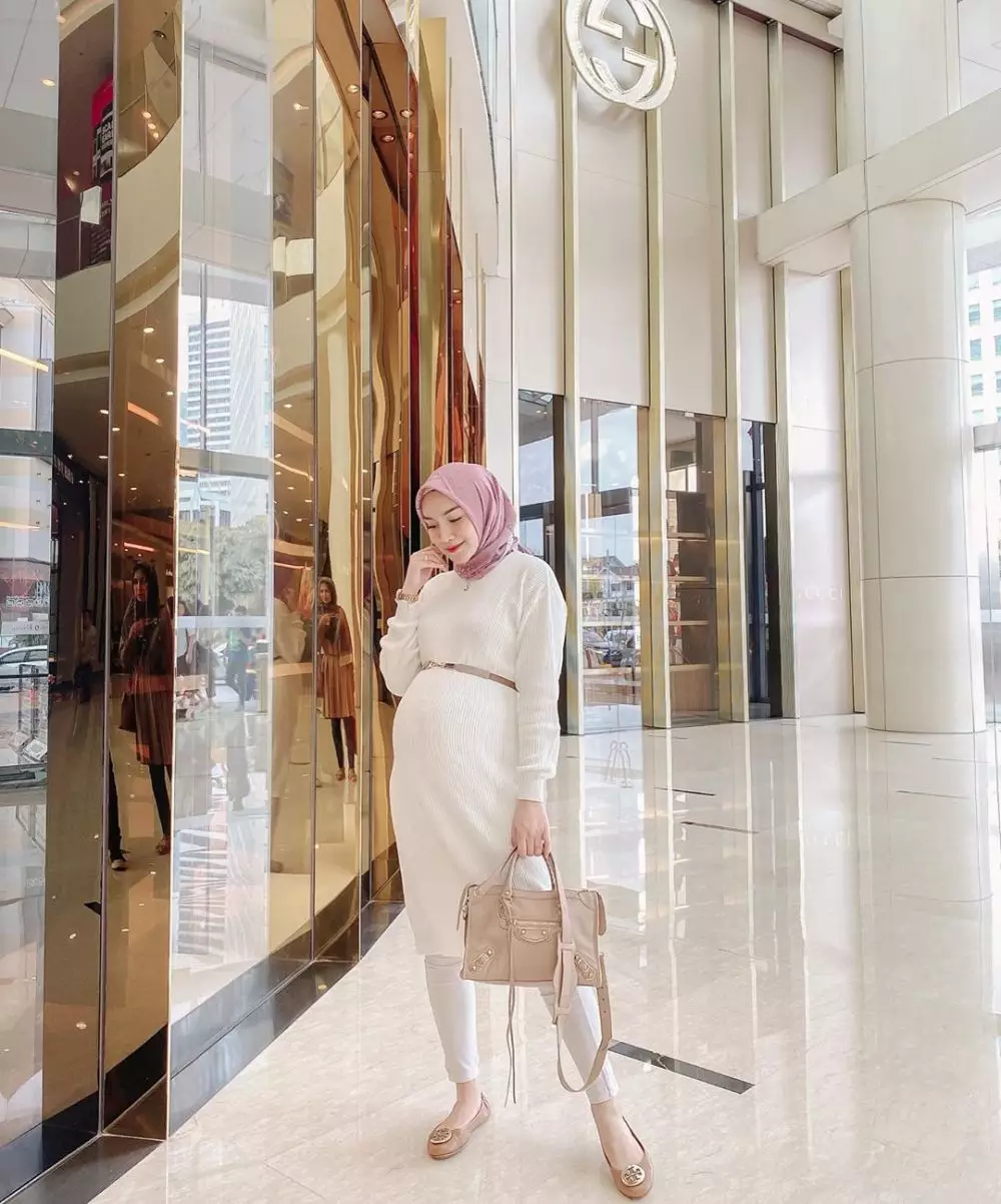 inspirasi hijab bernuansa pastel ala melody prima instagram