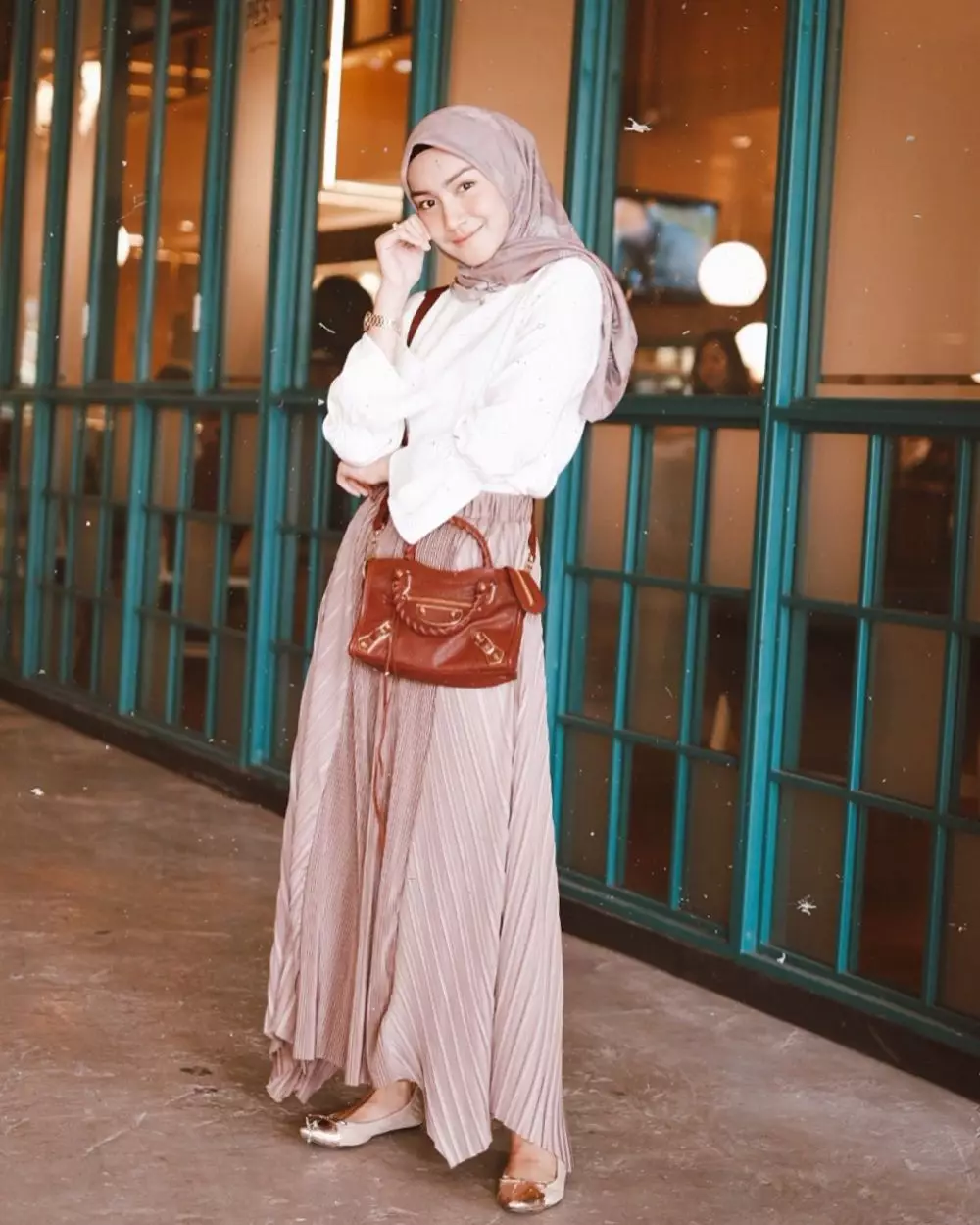 inspirasi hijab bernuansa pastel ala melody prima instagram