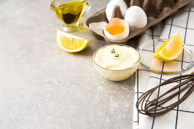 Membuat masker lemon © 2020 brilio.net