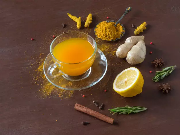 Membuat masker lemon © 2020 brilio.net