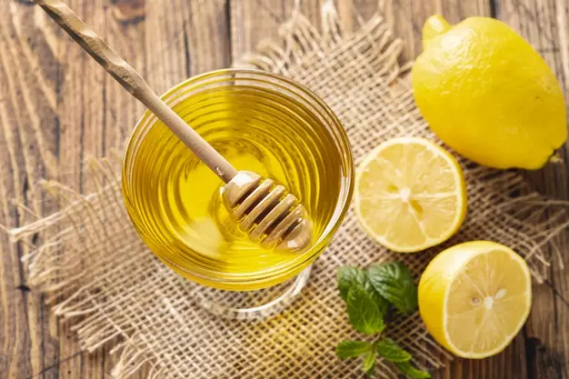 Cara memutihkan siku lutut © 2020 brilio.net