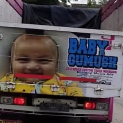 Wajah Kiano di bak truk Instagram Wajah Kiano di bak truk Instagram