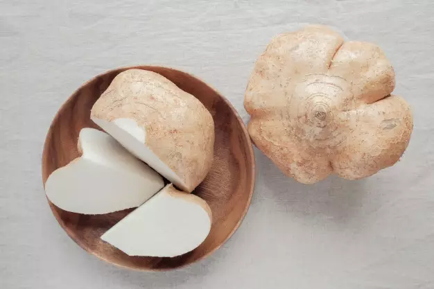 membuat masker dari bengkoang  © 2020 brilio.net/freepik.com