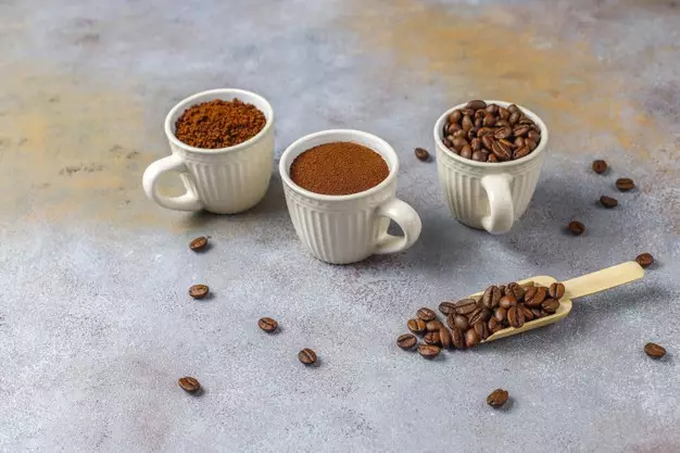 Cara membuat masker kopi dan yogurt freepik.com