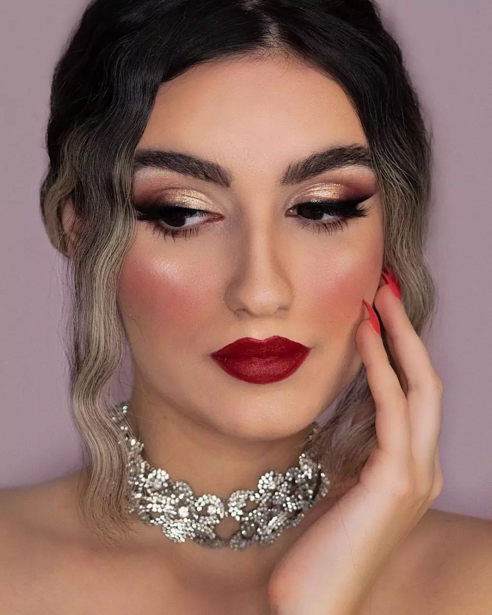 Tren makeup 2021 © 2021 brilio.net Tren makeup 2021 © 2021 brilio.net