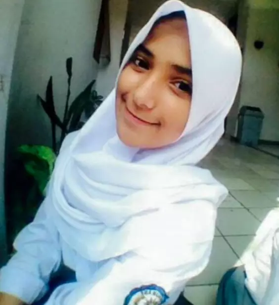 Potret Nadya Mustika saat sekolah © 2021 brilio.net