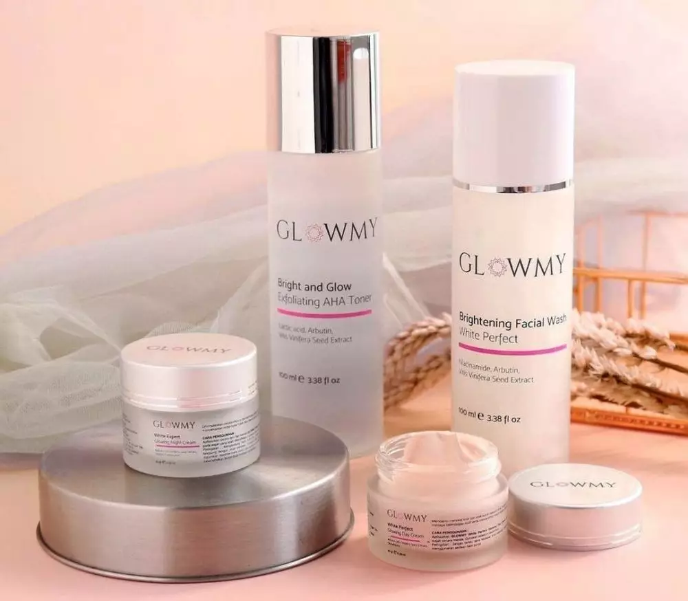 Glowmy © 2021 brilio.net