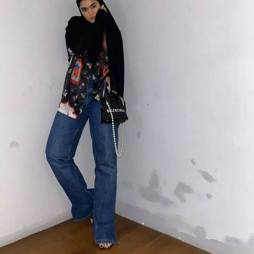 10 Gaya hijab hypebeast Sivia Azizah, mana favoritmu? berbagai sumber