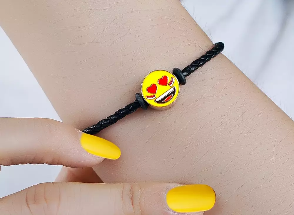 Emas emoji © 2021 brilio.net Emas emoji © 2021 brilio.net