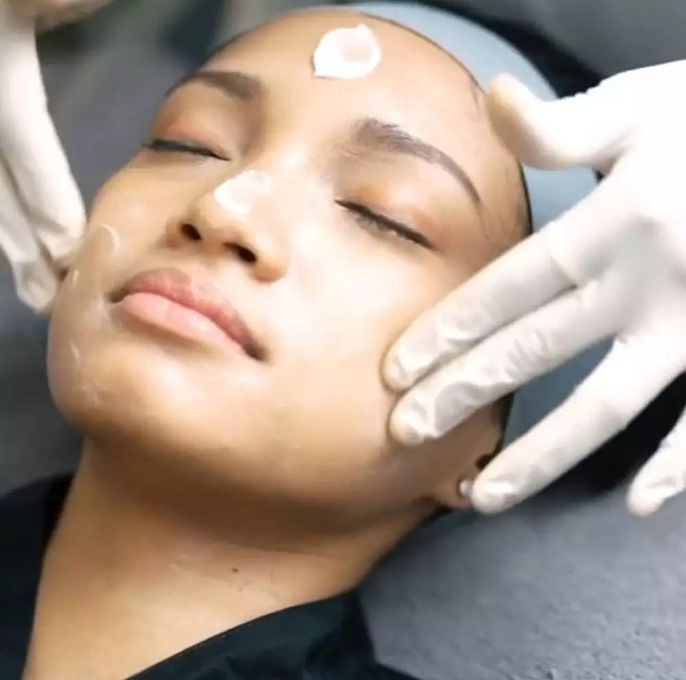 Hydra Glow Facial © 2021 brilio.net