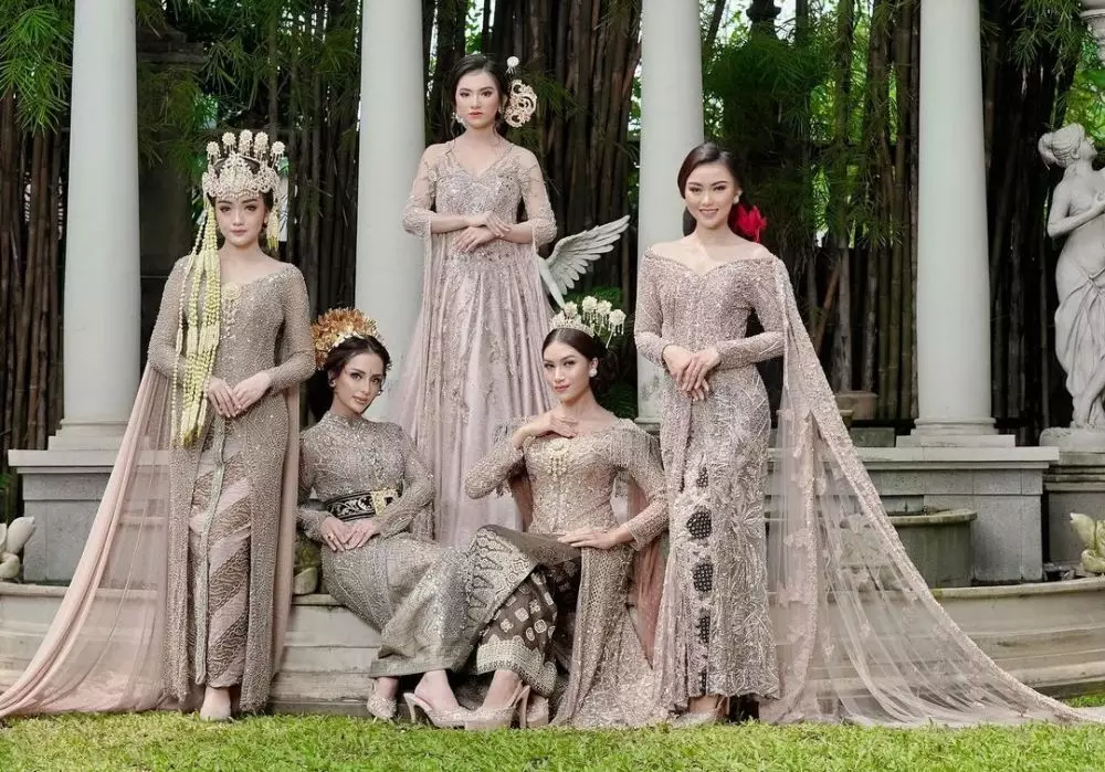 Berkat Kebaya © 2021 brilio.net Berkat Kebaya © 2021 brilio.net