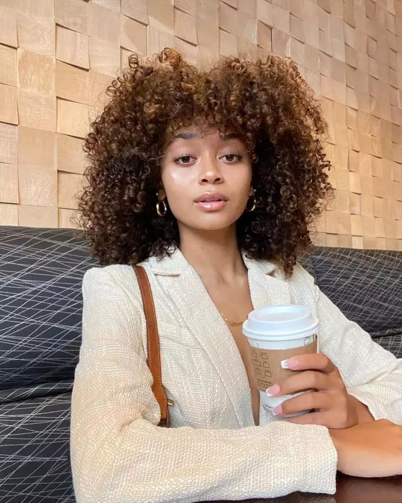 Gaya rambut untuk wajah bulat Instagram Gaya rambut untuk wajah bulat Instagram