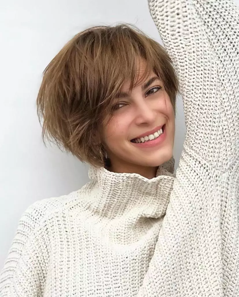 Model rambut pendek wanita berbagai sumber