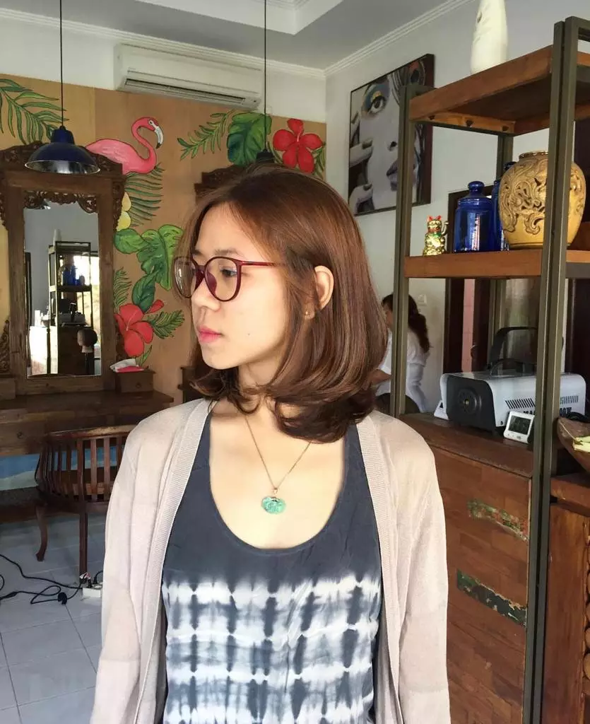 Model rambut pendek wanita berbagai sumber