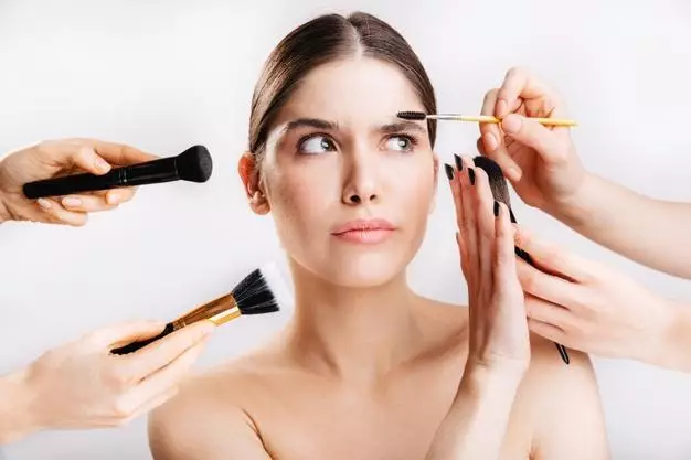 <img style= <img style=